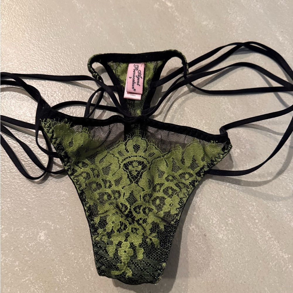 Agent provocateur thongs (2)